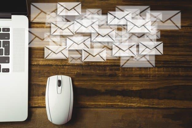 Cómo desviar el correo a Gmail